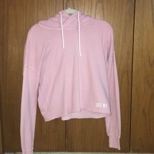 Abercrombie and Finch light pink cropped hoodie
